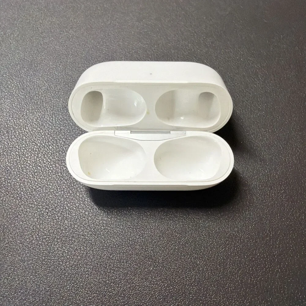 Genuine Apple Airpods Pro 1st Generation Charging Case ONLY A2190 Lightning!